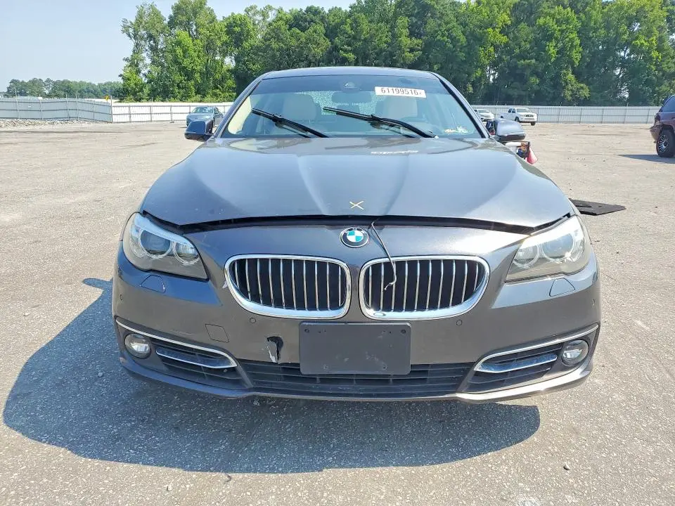 2016 BMW 528 XI  