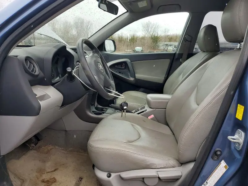 2010 TOYOTA RAV4 BASE  