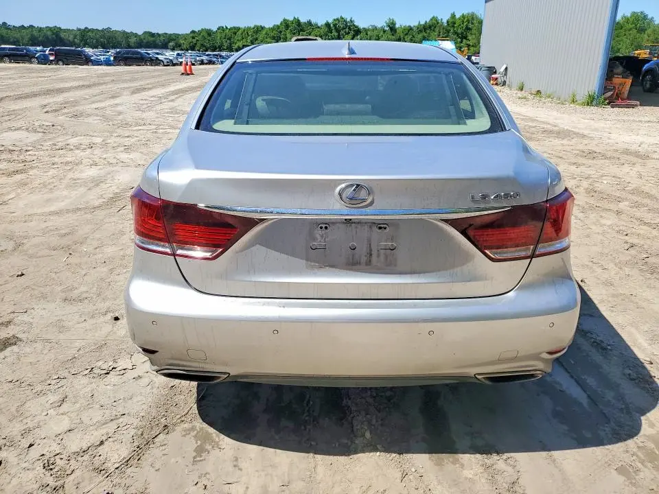 2016 LEXUS LS 460  