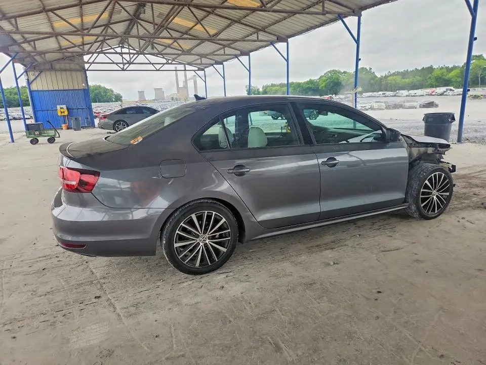 2016 VOLKSWAGEN JETTA SPORT  