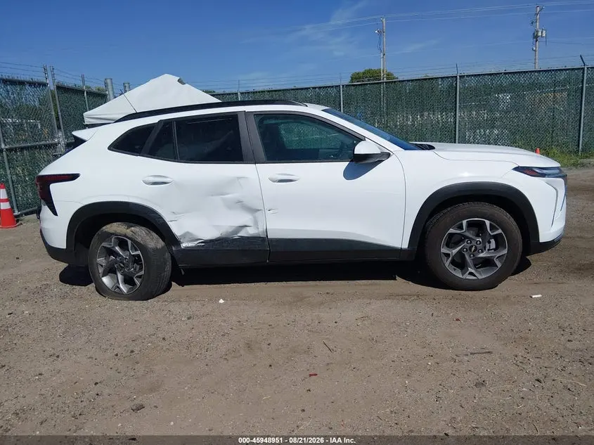 2025 CHEVROLET TRAX FWD LT