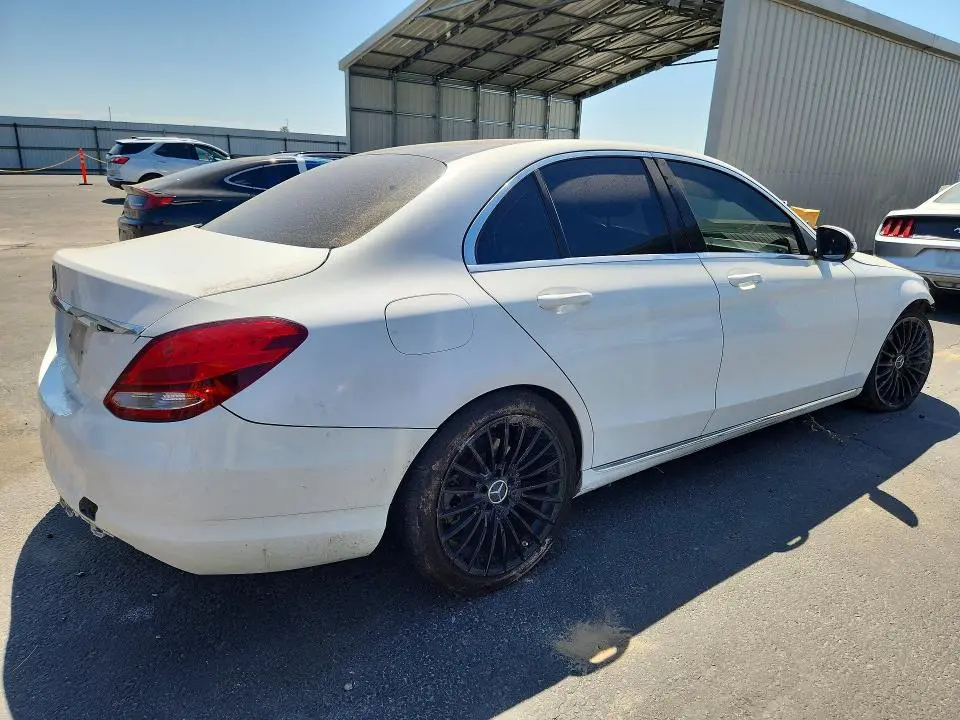 2016 MERCEDES-BENZ C 300  