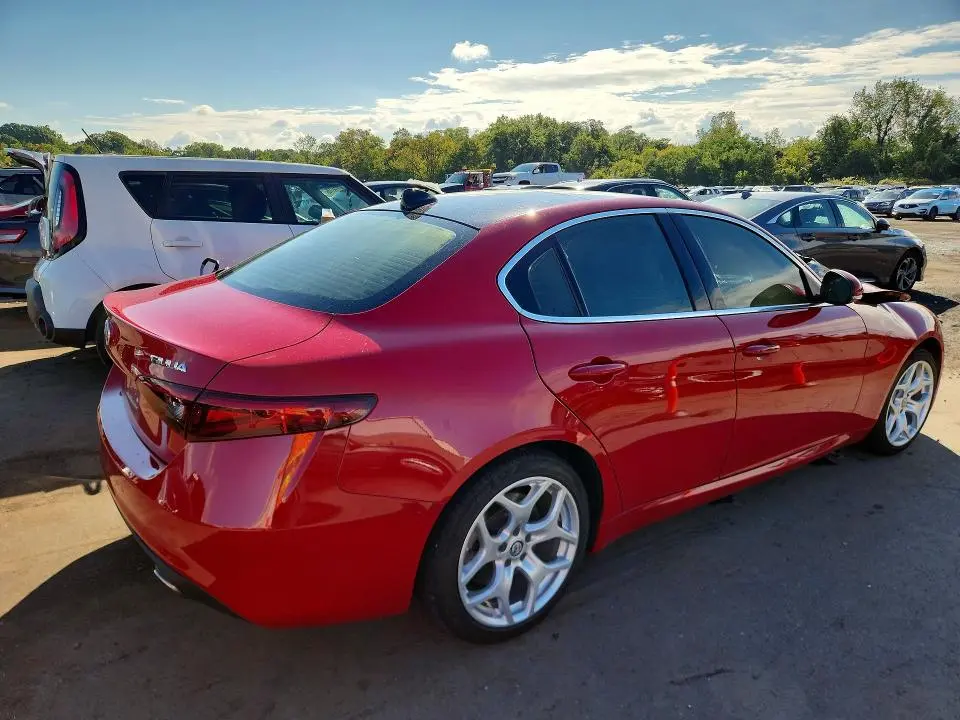 2018 ALFA ROMEO GIULIA TI Q4  