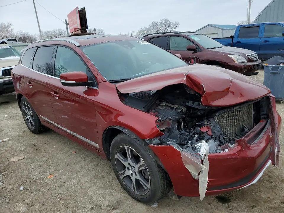 2014 VOLVO XC60 T6  