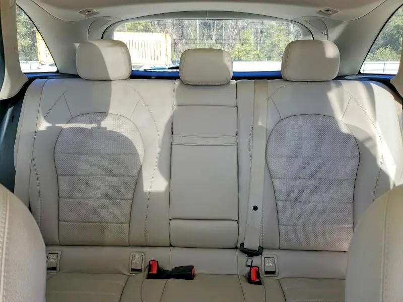 2016 MERCEDES-BENZ GLC 300  