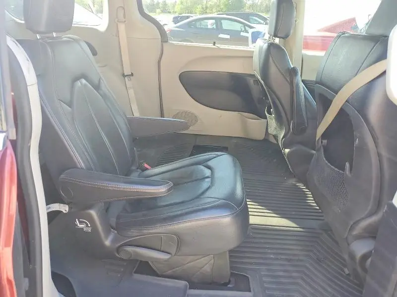 2019 CHRYSLER PACIFICA TOURING L  