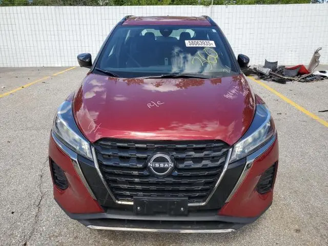 2024 NISSAN KICKS SR  