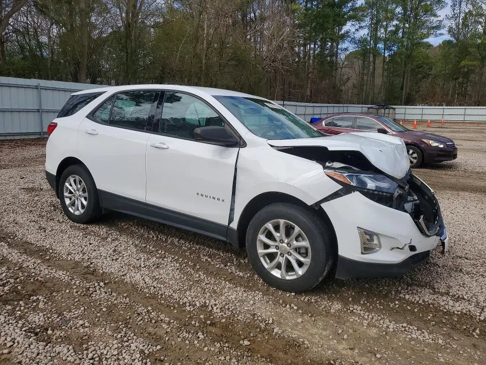 2018 CHEVROLET EQUINOX LS  
