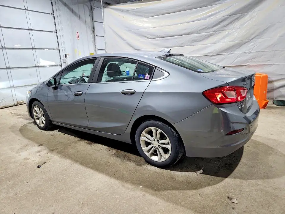 2019 CHEVROLET CRUZE LT  