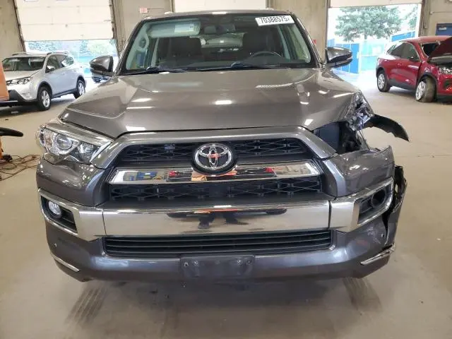 2018 TOYOTA 4RUNNER SR5/SR5 PREMIUM  