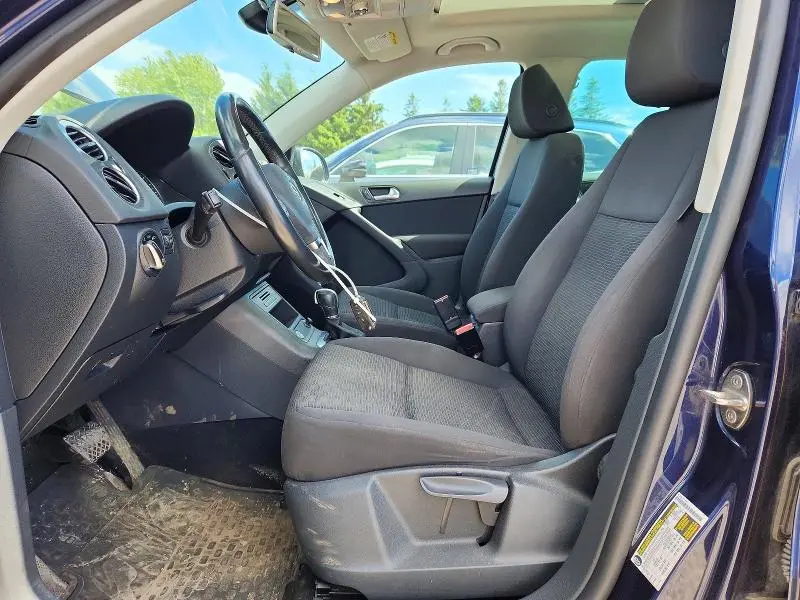 2015 VOLKSWAGEN TIGUAN S  
