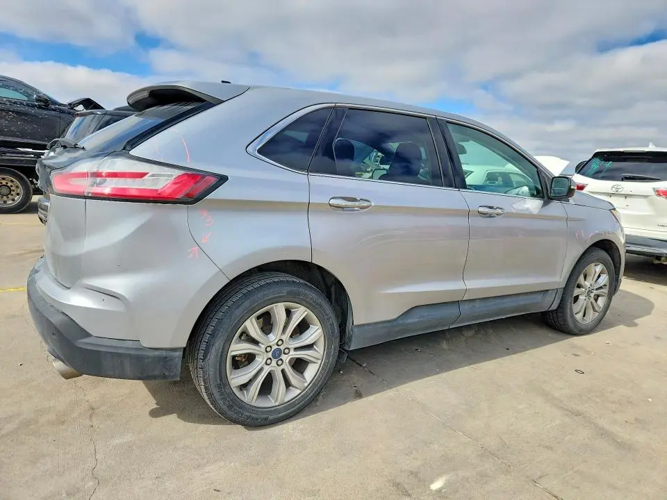 2022 FORD EDGE TITANIUM  