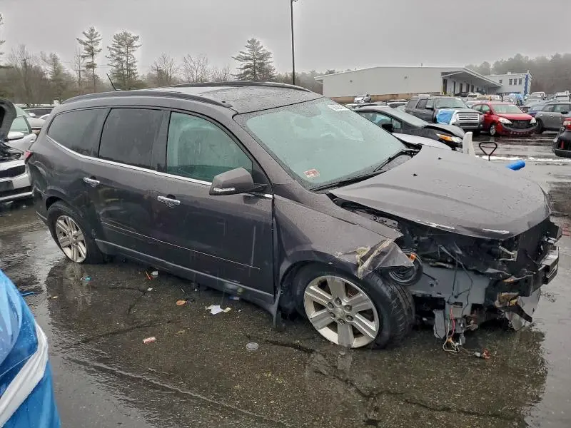 2014 CHEVROLET TRAVERSE LT  