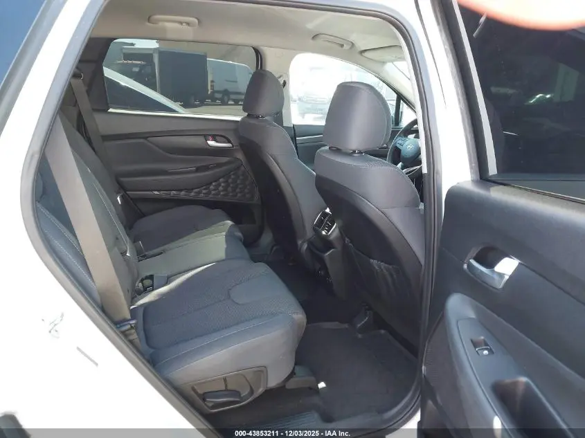 2019 HYUNDAI SANTA FE SE