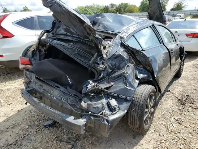 2021 NISSAN VERSA SV  