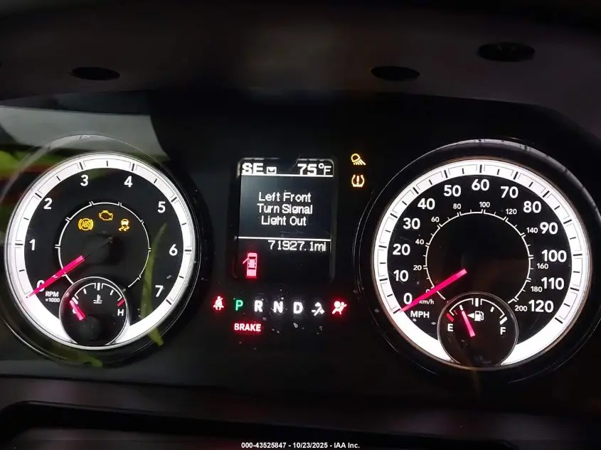 2018 RAM 1500 EXPRESS  4X2 5'7 BOX