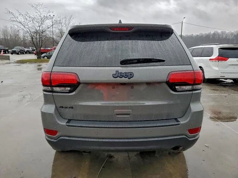 2020 JEEP GRAND CHEROKEE LAREDO  