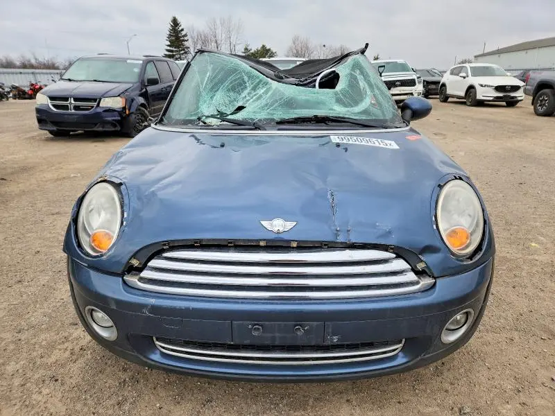 2010 MINI COOPER   