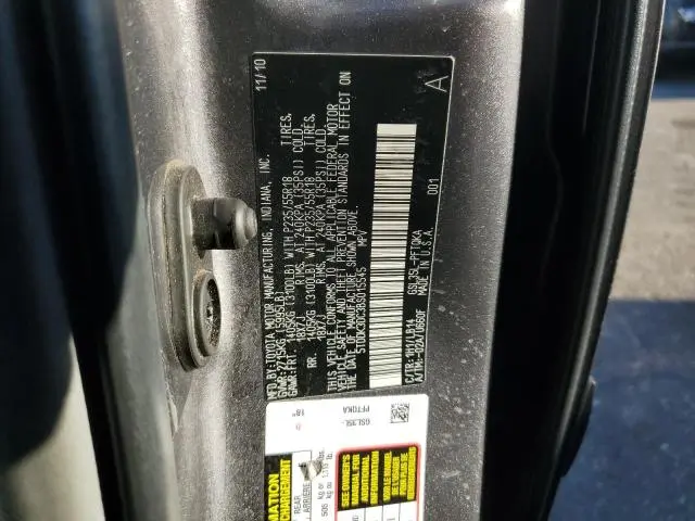 2011 TOYOTA SIENNA XLE  