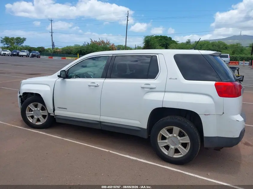 2013 GMC TERRAIN SLE-1