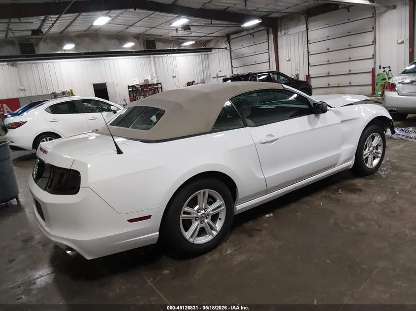 2014 FORD MUSTANG V6