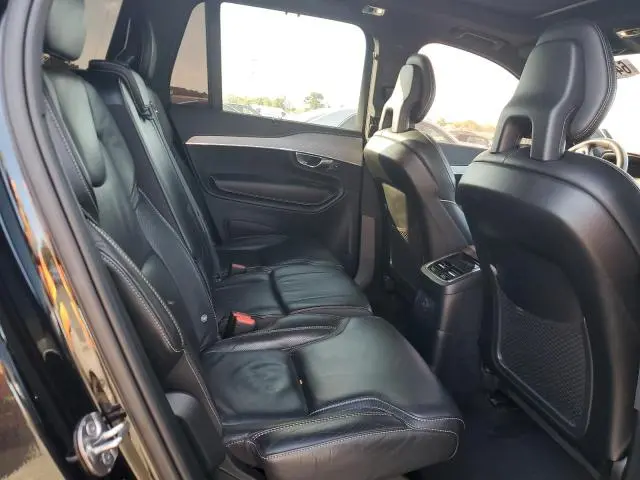 2022 VOLVO XC90 T8 RECHARGE R-DESIGN  