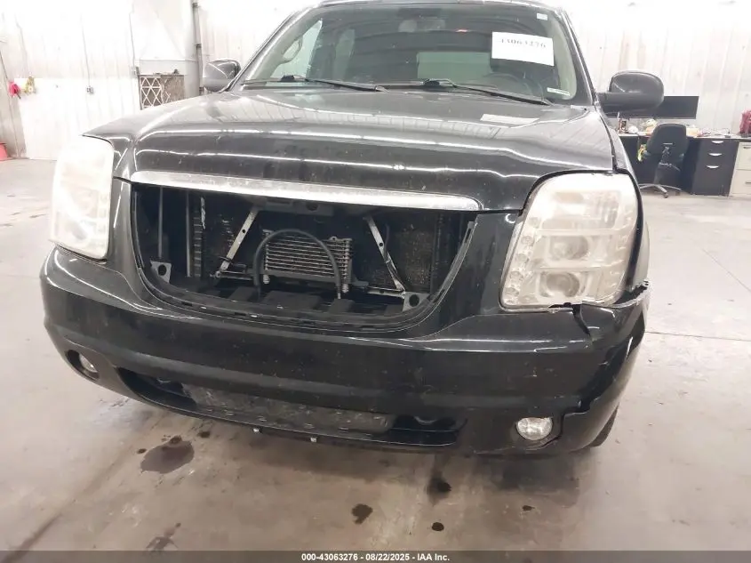 2011 GMC YUKON DENALI