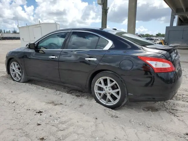 2011 NISSAN MAXIMA S  