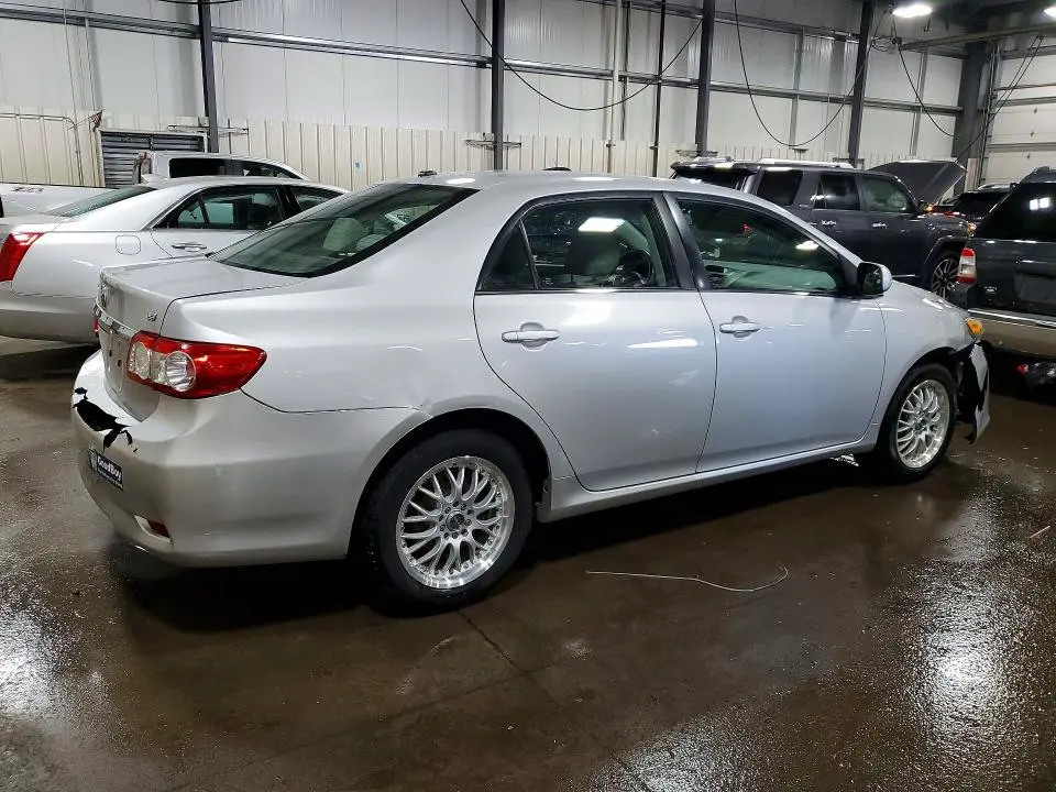 2013 TOYOTA COROLLA LE  