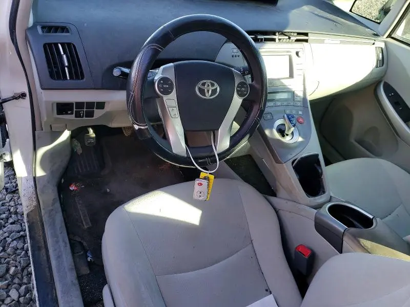 2013 TOYOTA PRIUS TWO  