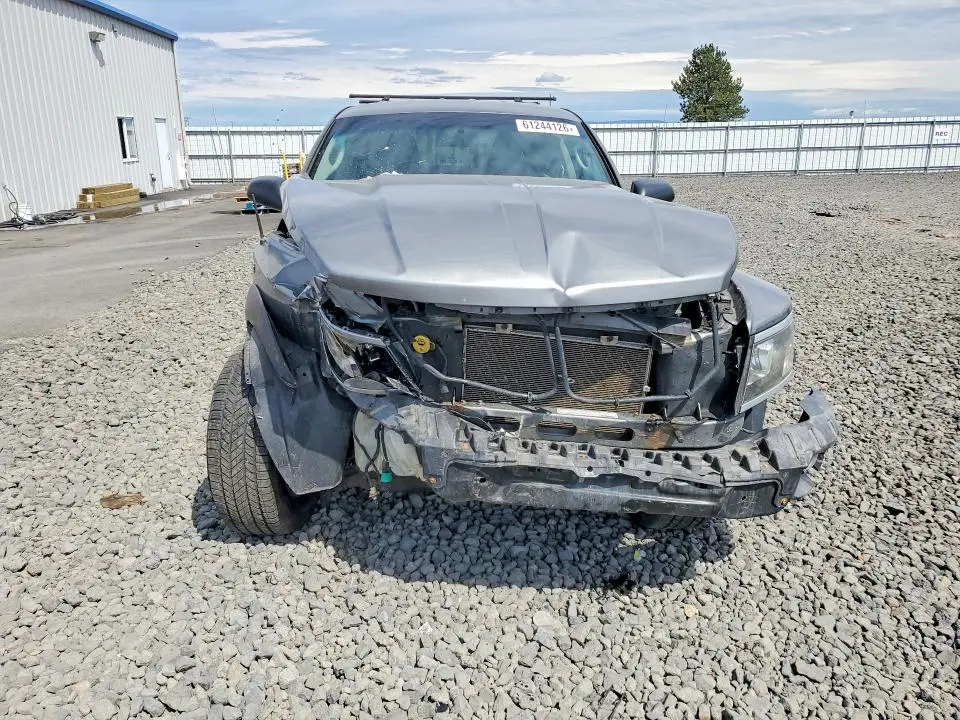 2011 DODGE DAKOTA SLT  