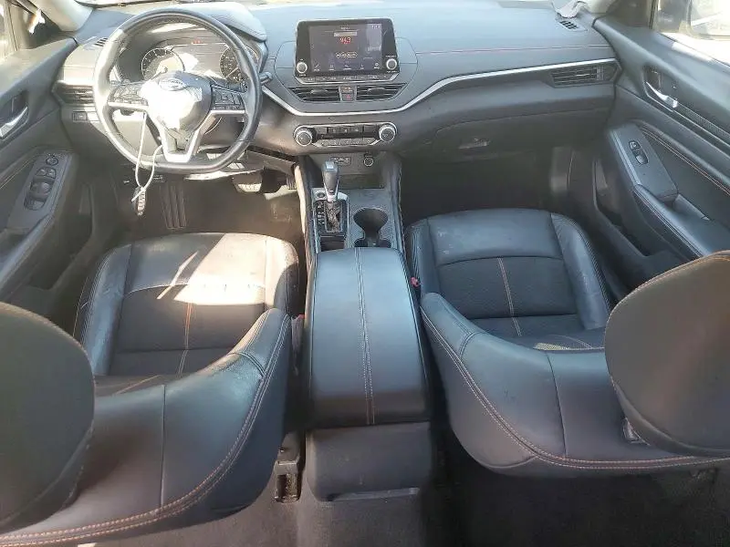 2021 NISSAN ALTIMA SR  