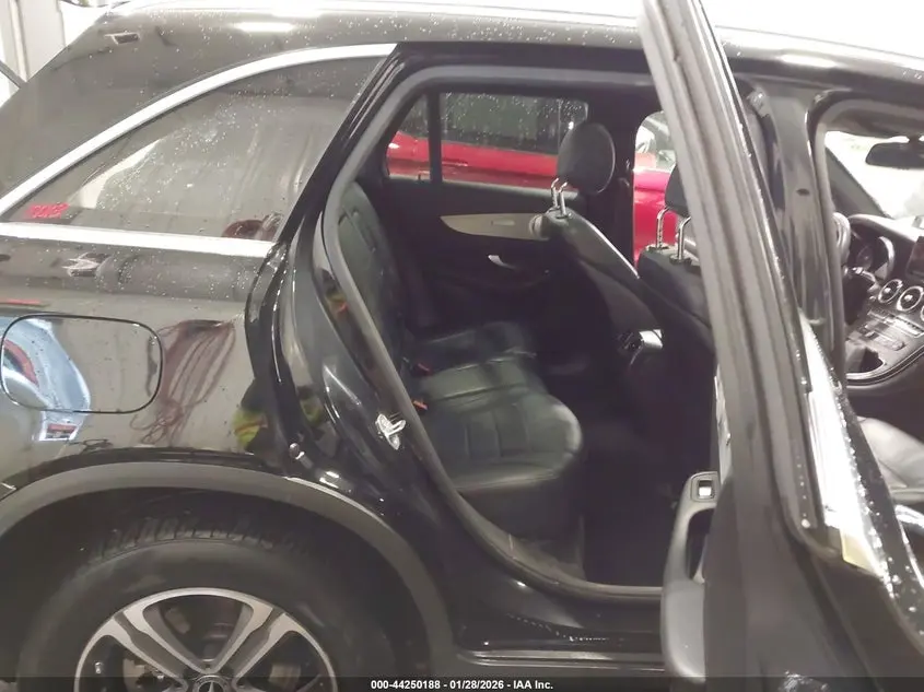 2019 MERCEDES-BENZ GLC 350E 4MATIC