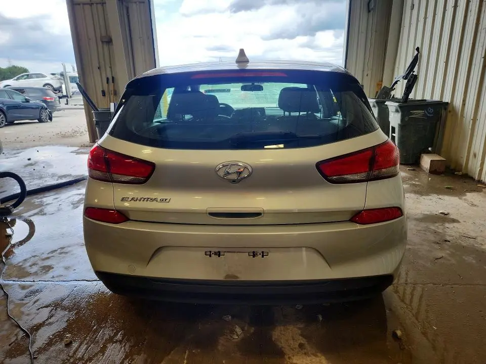 2018 HYUNDAI ELANTRA GT BASE  