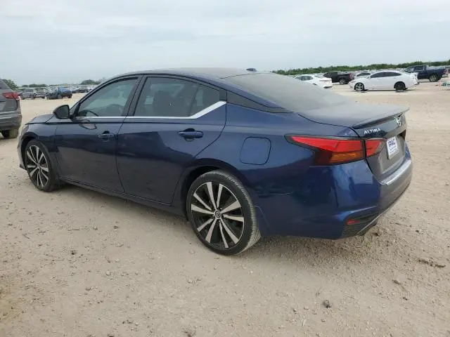 2022 NISSAN ALTIMA SR  