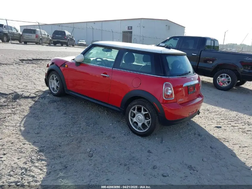 2012 MINI COOPER  