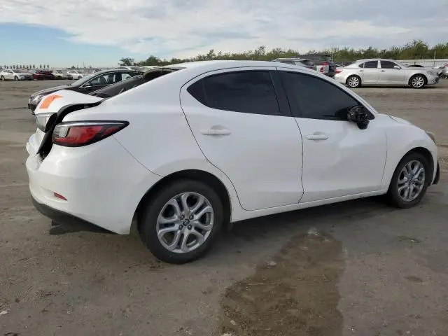 2018 TOYOTA YARIS IA   