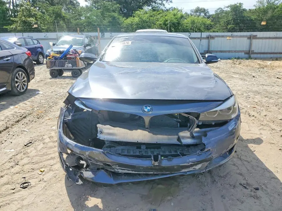 2018 BMW 330 XIGT  