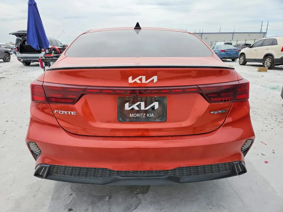 2022 KIA FORTE GT LINE  