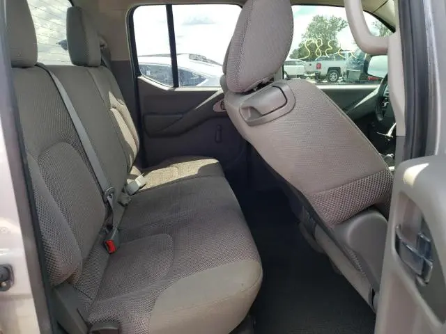 2014 NISSAN FRONTIER S  