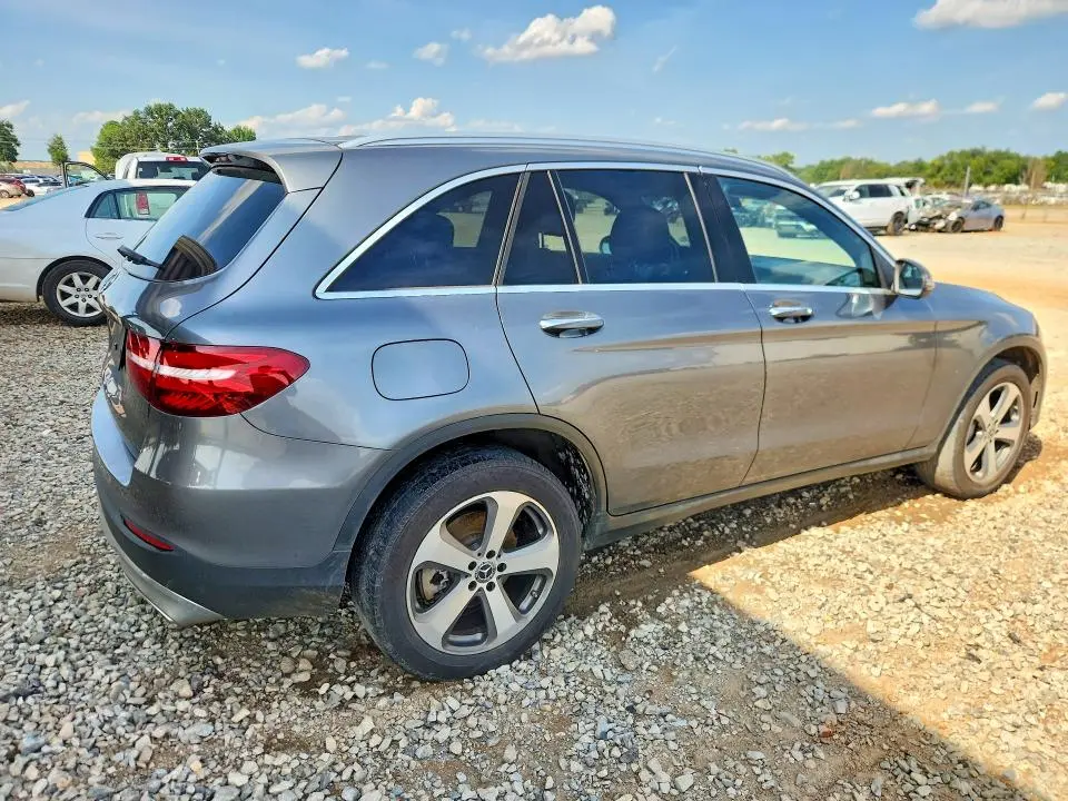 2017 MERCEDES-BENZ GLC 300  
