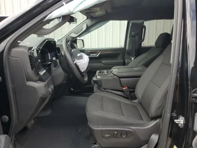 2024 CHEVROLET SILVERADO C1500 LT  