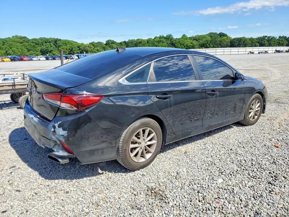 2018 HYUNDAI SONATA SE  
