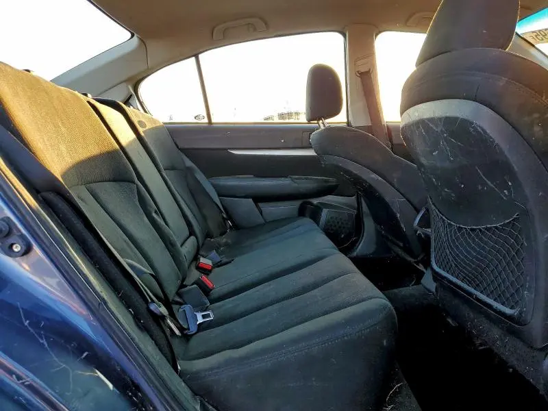 2013 SUBARU LEGACY 2.5I PREMIUM  