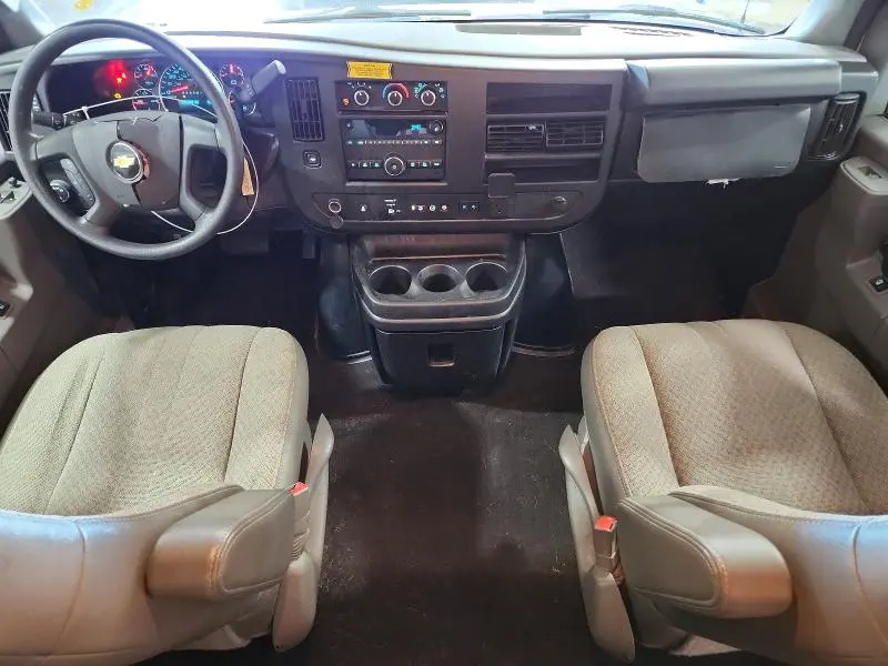 2020 CHEVROLET EXPRESS G2500 LT  
