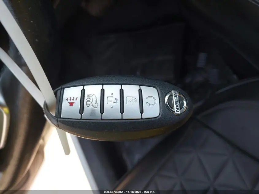 2018 NISSAN ROGUE SL