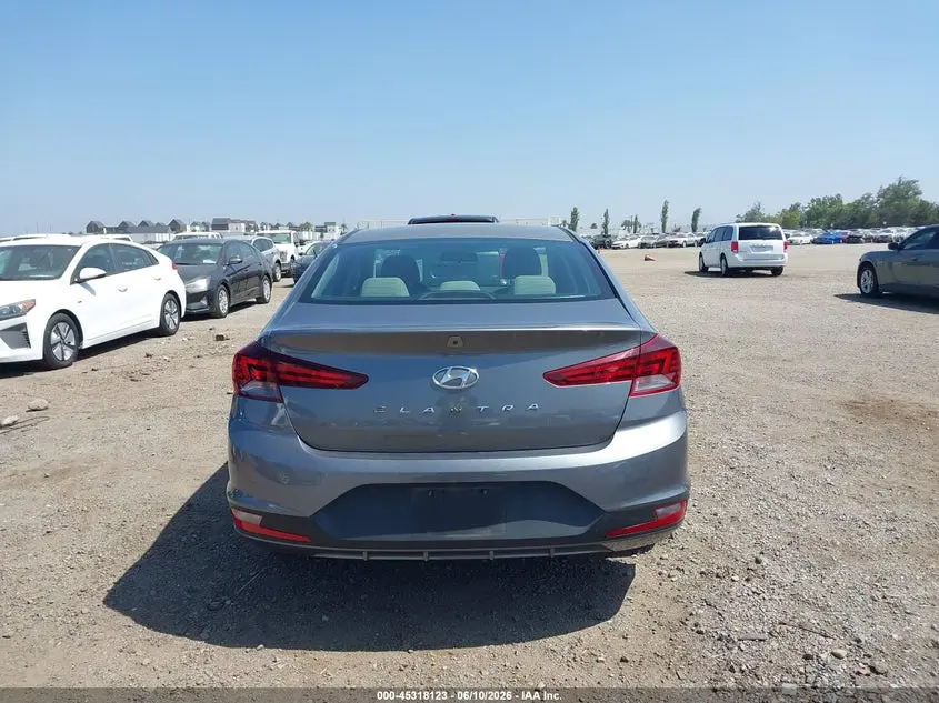 2019 HYUNDAI ELANTRA SE