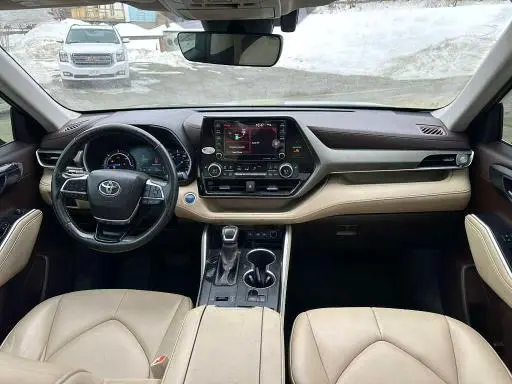 2021 TOYOTA HIGHLANDER HYBRID XLE  