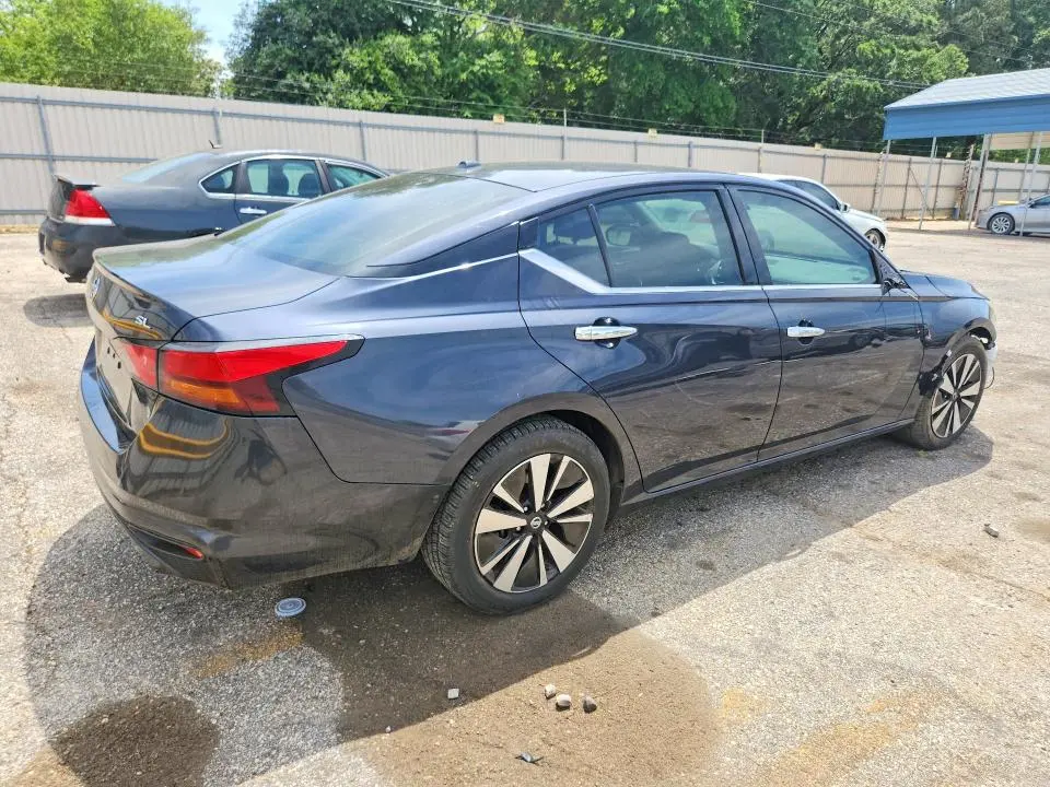 2019 NISSAN ALTIMA SL  