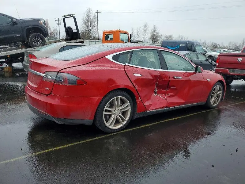 2015 TESLA MODEL S   